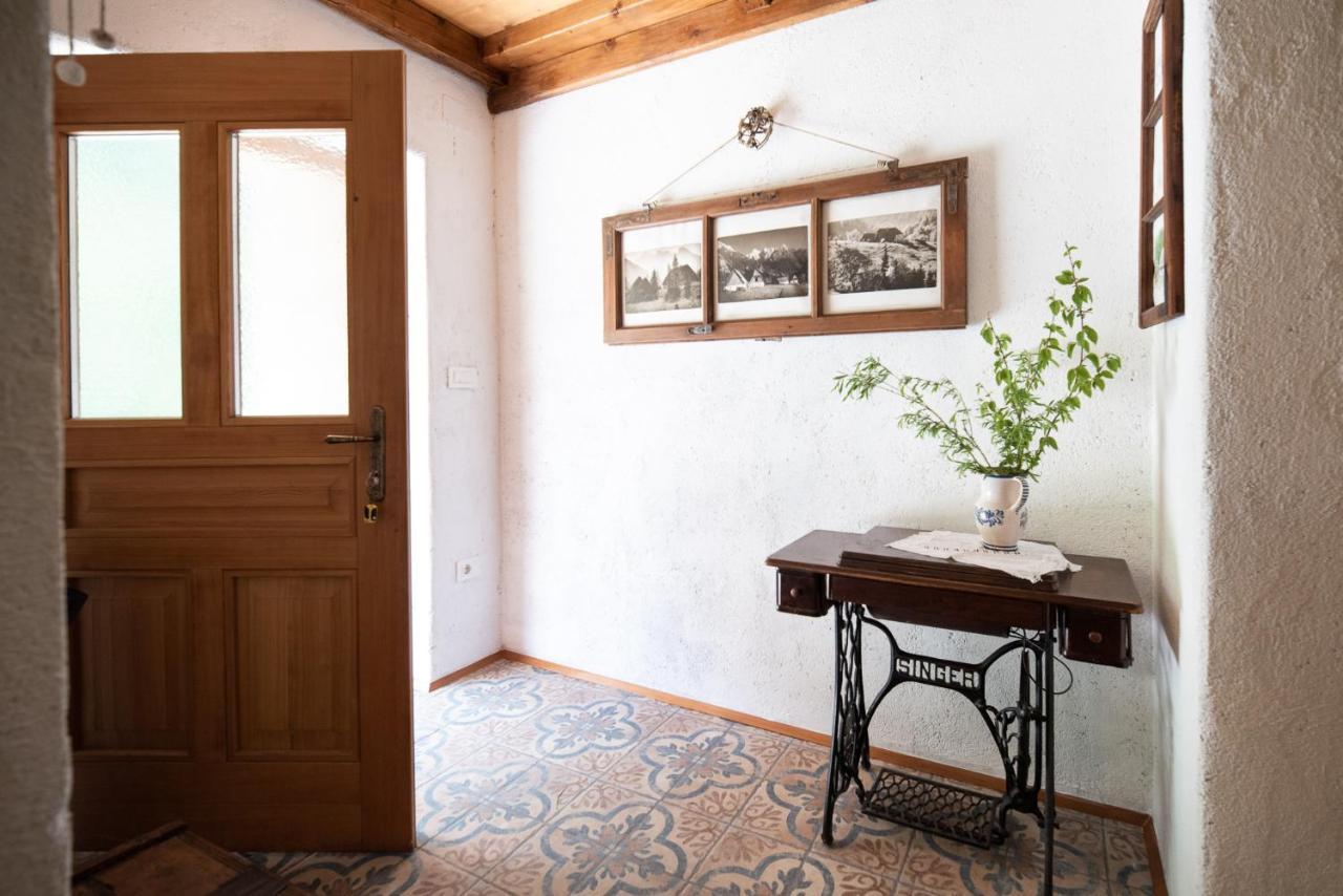 Wild Flower Cottage In Trenta Luaran gambar